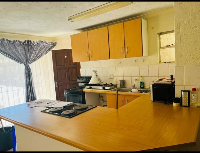 2 BEDROOM APARTMENT FOR SALE IN BIRCHLEIGH